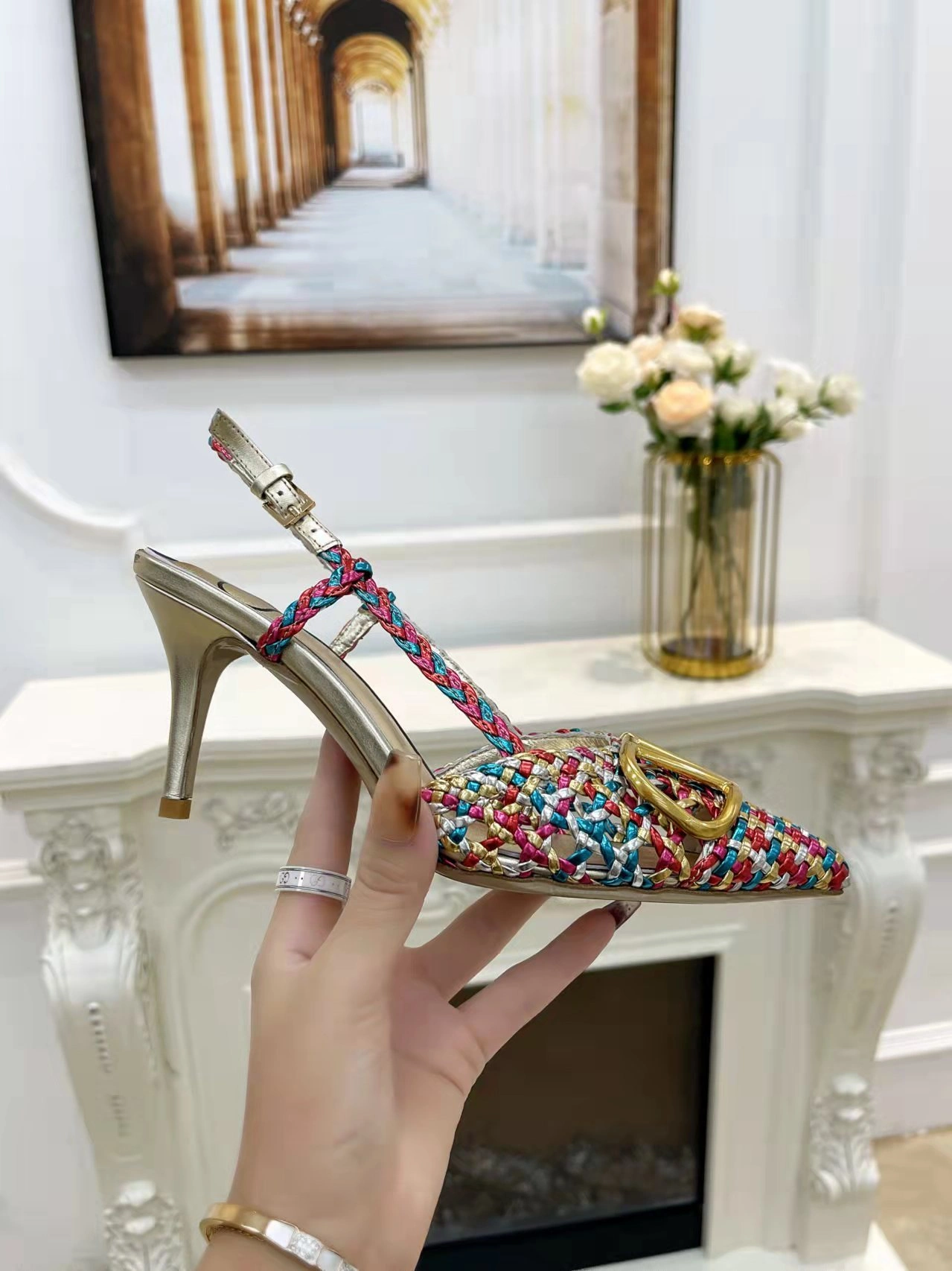 V1859ti9o XW2S0R01WULQD7 Heel height：7.5CM sheepskin item:ET-X000E1401W